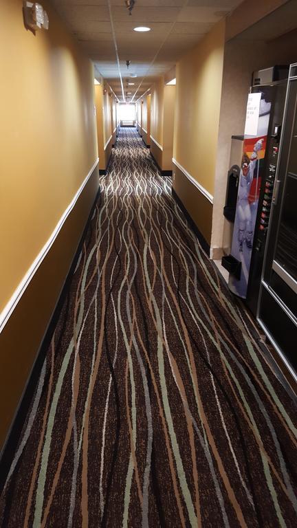 Americas Best Value Inn And Suites Lee'S Summit-Kansas City Eksteriør bilde