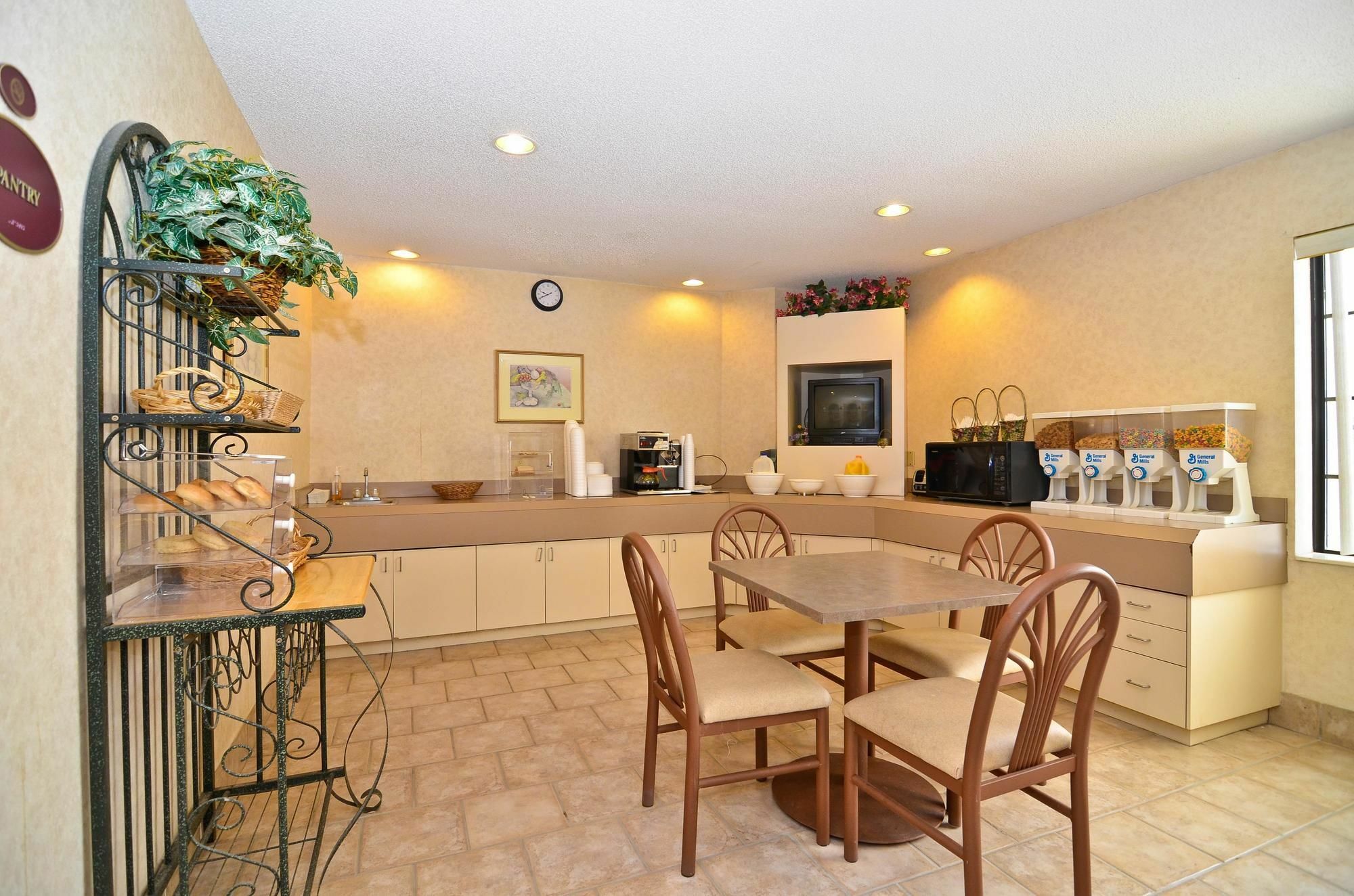 Americas Best Value Inn And Suites Lee'S Summit-Kansas City Eksteriør bilde